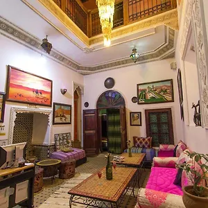 riad-anass-al-ouali.hotelfesmorocco.com/